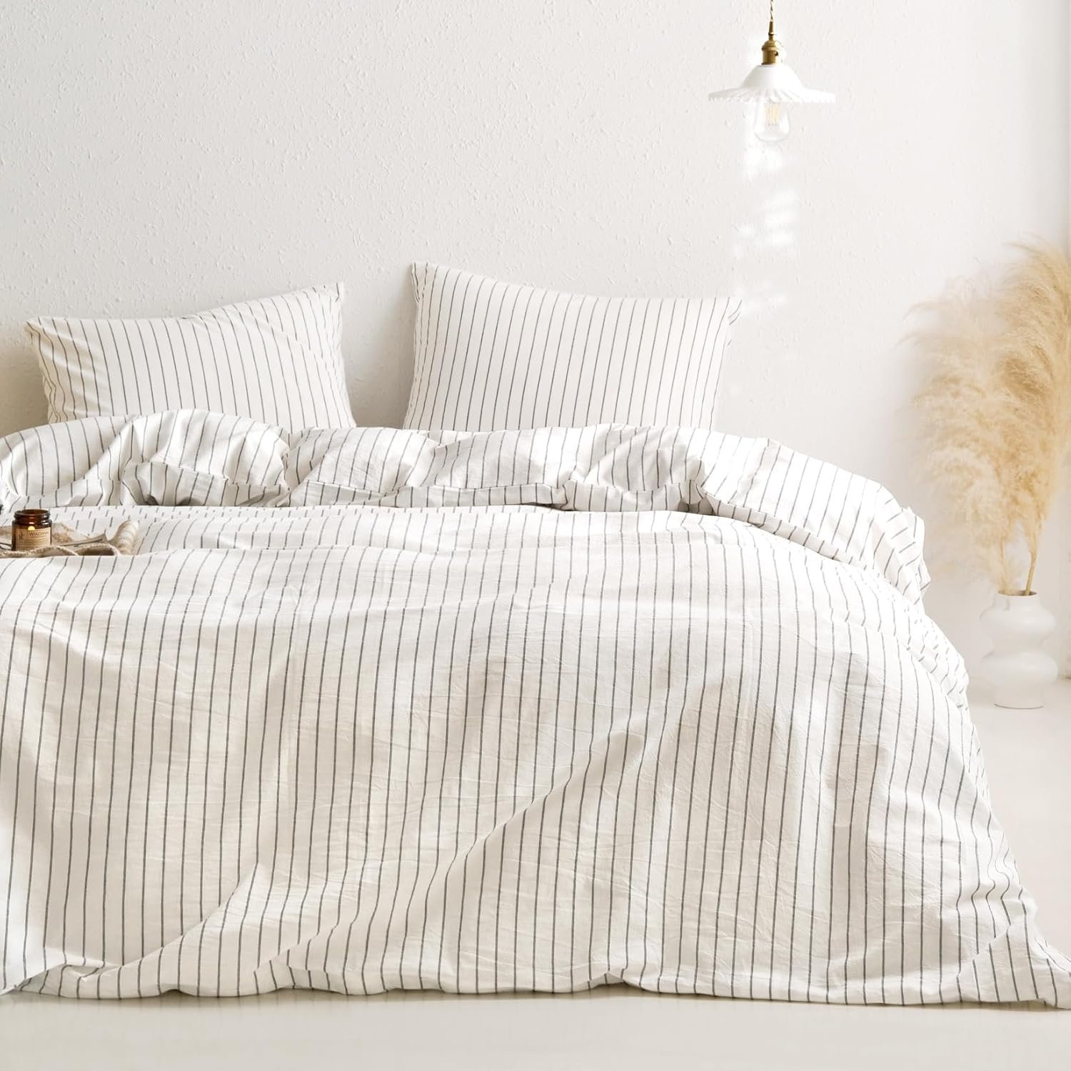 Wake In Cloud – Striped Cotton Duvet Cover Set, Ticking Stripe Vertical Pinstripe Farmhouse, 100% Washed Cotton Textured Bedding Set, 3 Pieces, White, Queen Size