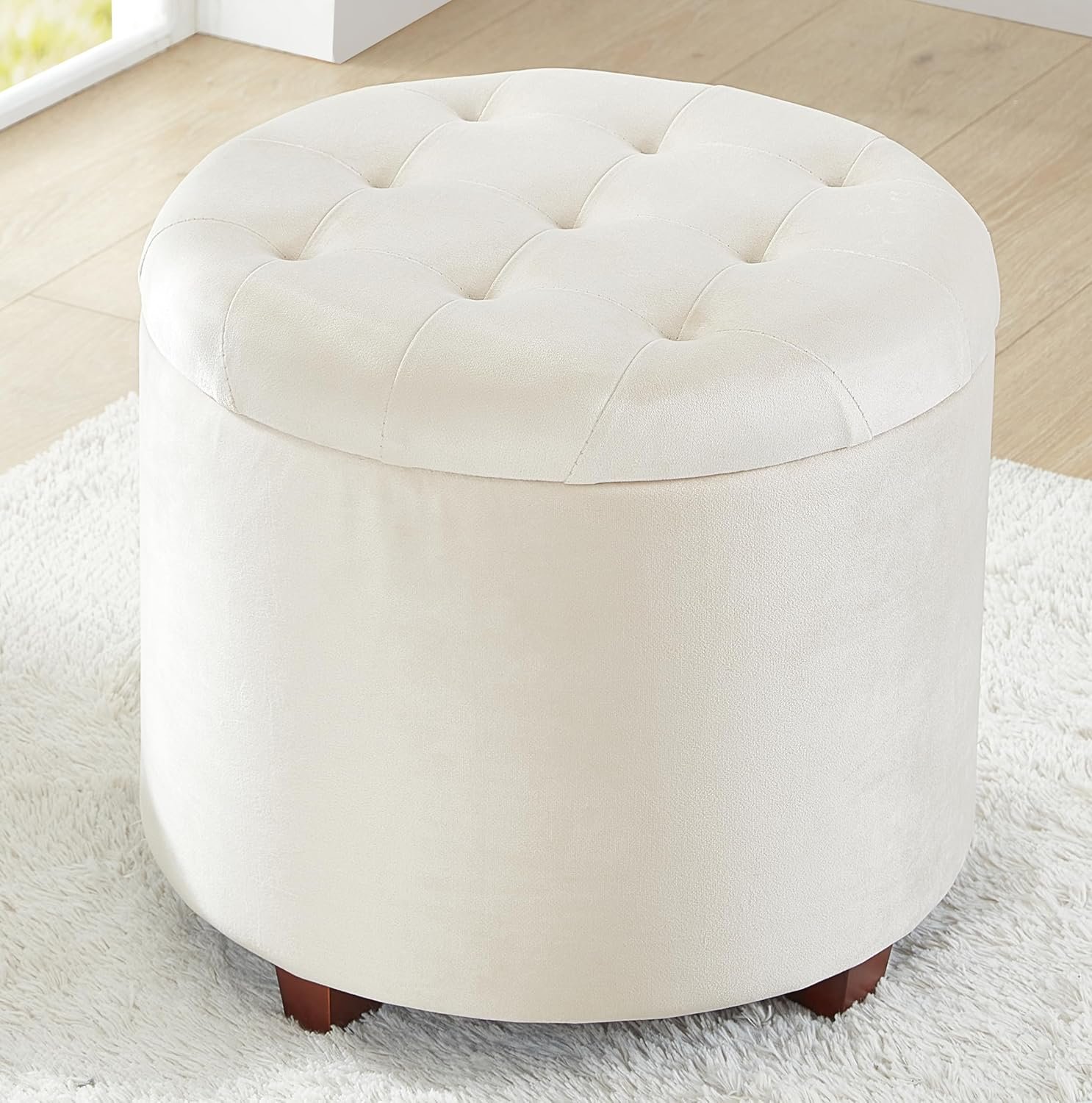 Ornavo Home Round Storage Ottoman with Lid – 18″ Velvet Tufted Ottoman with Storage, Foot Rest Stool & Vanity Chair for Living Room, Bedroom, Entryway – Holds 300 lbs, Cream