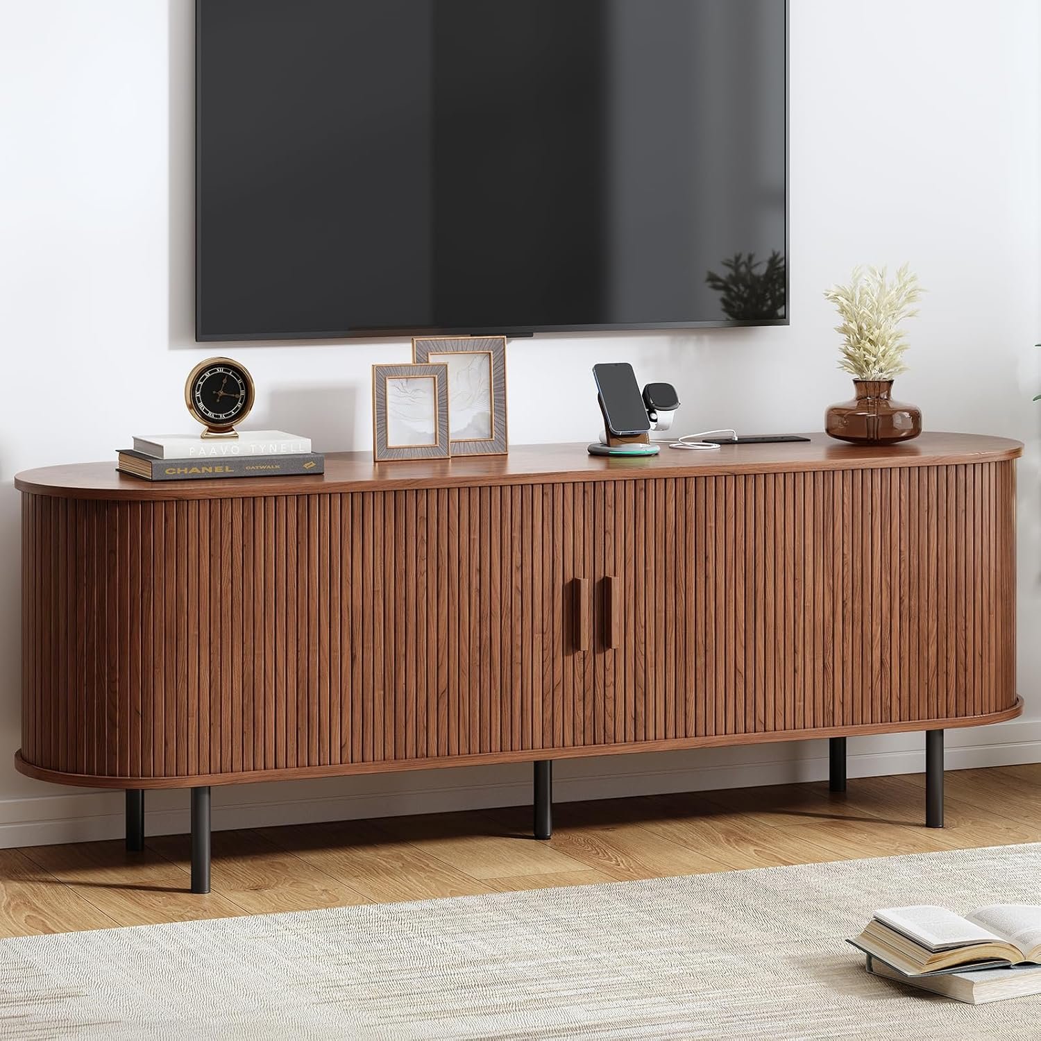 63″ Fluted TV Stand with Power Outlet, Modern Media Console with Sliding Doors, Entertainment Center for TVs up to 60 Inch, Adjustable Shelves, Walnut
