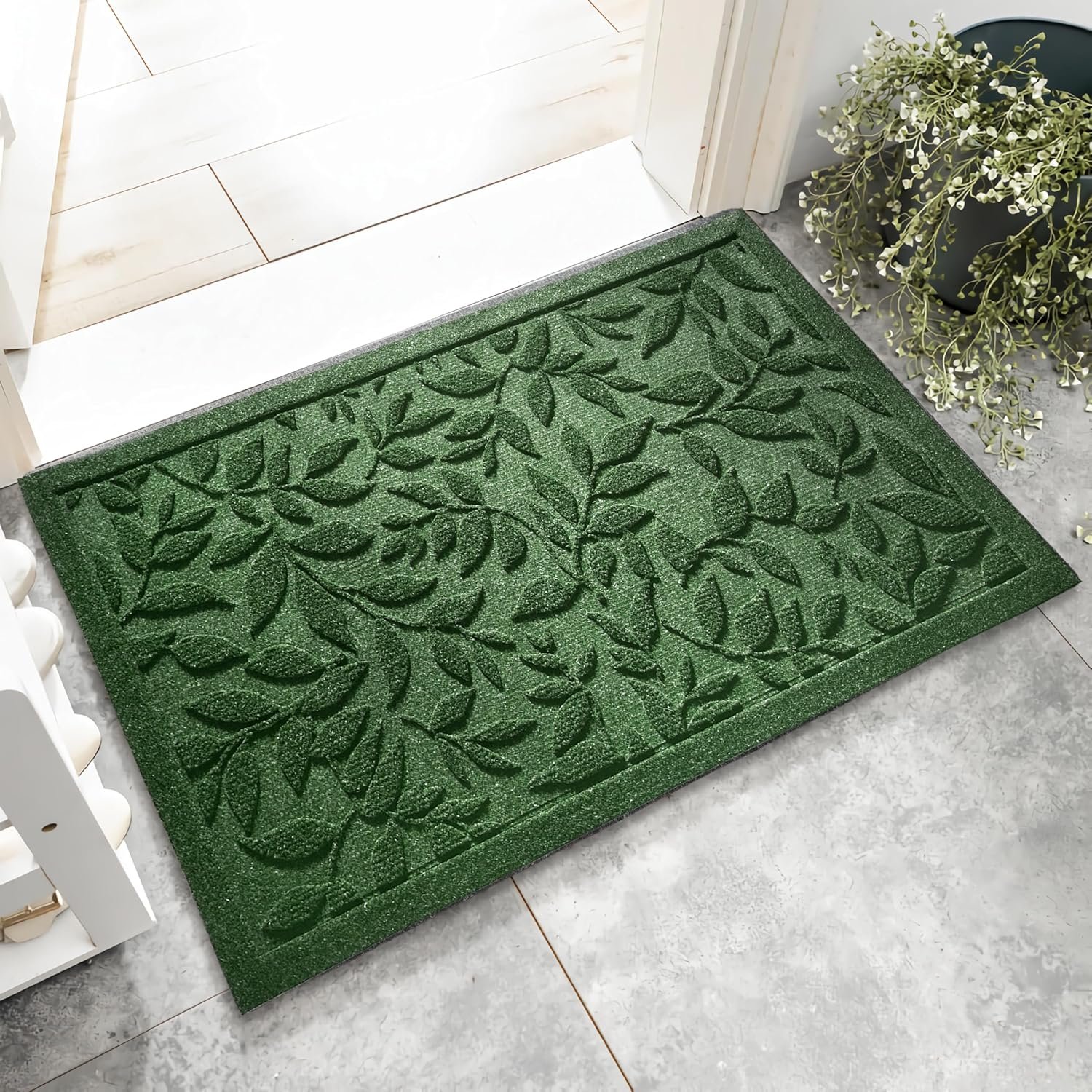 Green Leaves Outdoor Indoor Entrance Door mat, Absorbent Durable Heavy Duty Welcome Front Door Mat,Thick Natural Rubber Back,Easy Clean Entryway Mat 17×30 Inch, Low Profile
